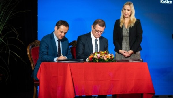 Україна і Словаччина узгодили нові кроки розвитку спільного кордону та транспортного сполучення – Кулеба