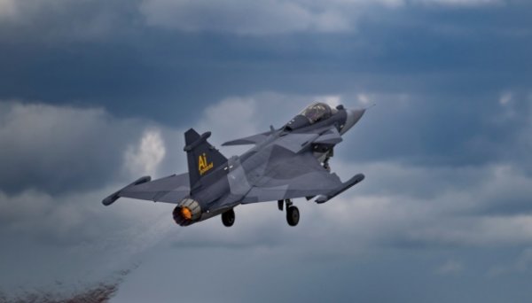 Saab готова відкрити в Україні завод із виробництва літаків Gripen