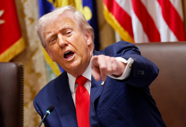 Трамп снова угрожает Индии из-за импорта российской нефти