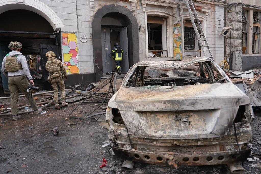 Rosja zaatakowała przedszkole w Charkowie. Jest jedna ofiara śmiertelna i kilku rannych. Zełenski zareagował na atak i wyraził kondolencje.