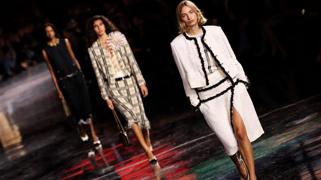 Emma Watson, Nicole Kidman i Margot Robbie na Tygodniu Mody w Paryżu