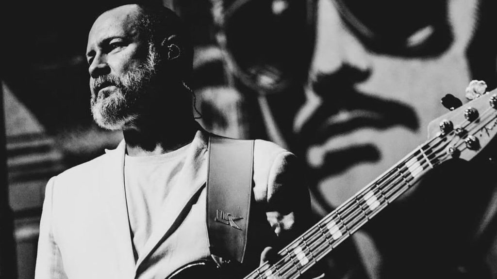 У США помер бас-гітарист Limp Bizkit Сем Ріверс У США помер бас-гітарист Limp Bizkit Сем Ріверс