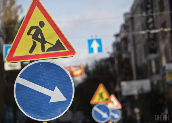 В Києві планують "закатати" в асфальт 800 мільйонів гривень: оголошено черговий тендер