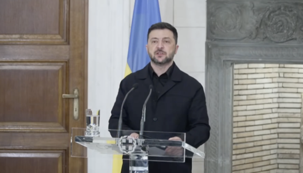 Постачання газу з Греції розпочнеться у січні – Зеленський