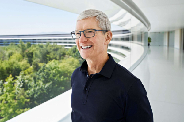В Apple опровергли слухи о скором смене генерального директора