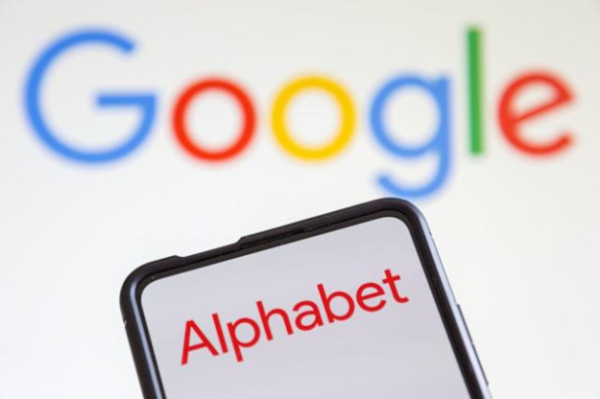 Исторический рекорд: акции Google пробили $300 на фоне запуска Gemini 3 и инвестиций Уоррена Баффета
