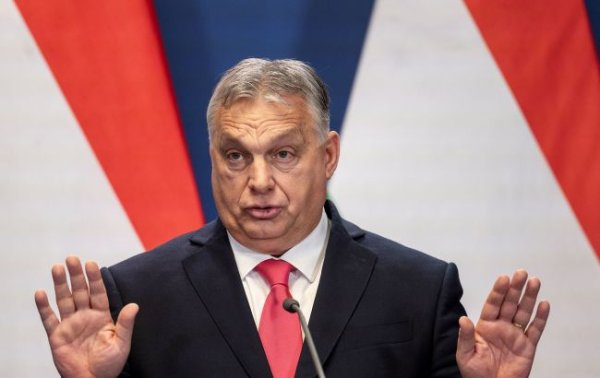 США на год освободили Венгрию от санкций за использование российской нефти и газа, – Reuters
