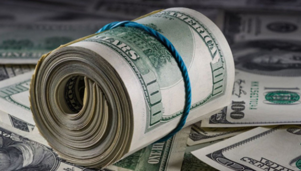В октябре НБУ увеличил продажи валюты на межбанке до $2,9 млрд