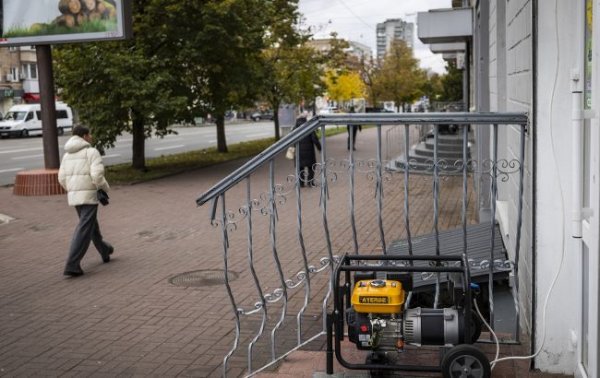 Какие сегодня графики отключения света в Украине: полный список по областям