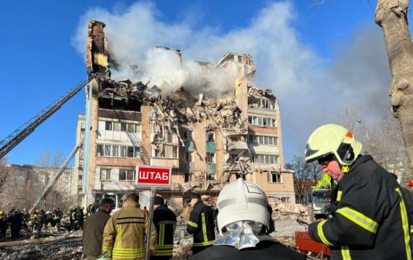 Разрушенная высотка в Тернополе, удары по Львову и Бурштыну: главное об атаке РФ