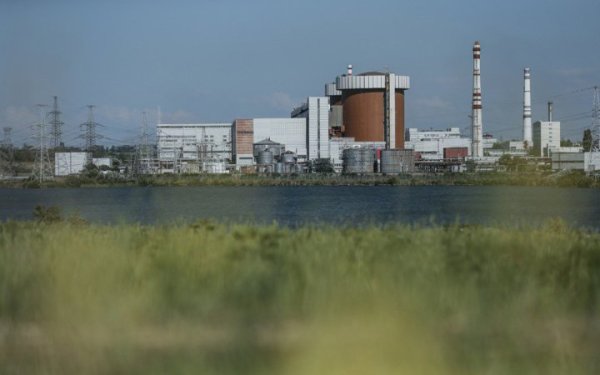 МЗС України закликало партнерів до санкцій проти “Росатому” після атак РФ на підстанції українських АЕС