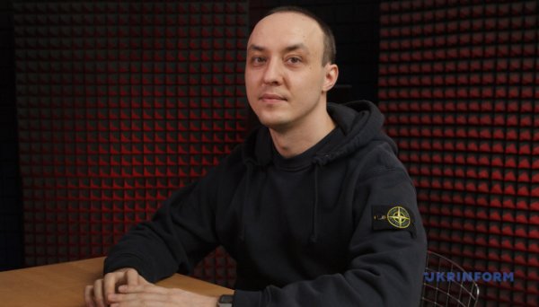 Кількість угод на перевезення російської нафти до Індії та Китаю знизилася після санкцій США – Власюк