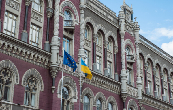 НБУ объяснил, почему украинцы снова поверили в гривневые депозиты и облигации