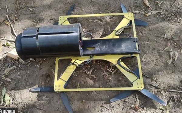 Російський FPV-дрон атакував евакуаційний автомобіль на Донеччині