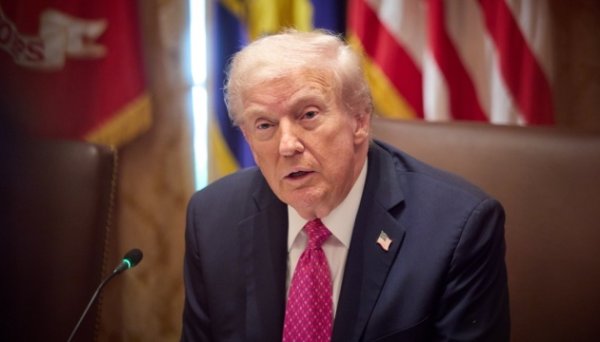 Трамп пообіцяв знизити тарифи для Індії, яка скоротила імпорт російської нафти