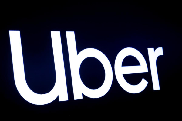 Uber запускає роботів-курʼєрів: Європу чекає нова ера доставок