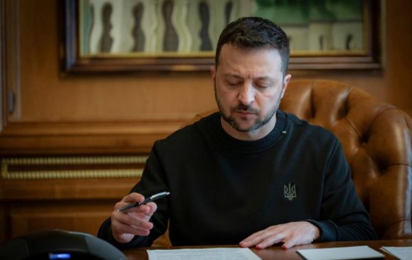 Зеленский ввел “особые” санкции: в списке – Дмитриев, чиновники и издательства РФ