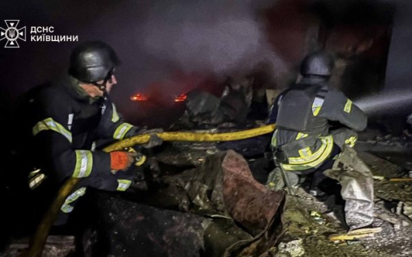 Росіяни атакували Україну ракетами і БПЛА: у Києві 1 загиблий та 11 постраждалих (доповнюється)