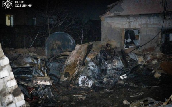 Уночі росіяни атакували Одесу. Постраждали люди, зокрема дитина
