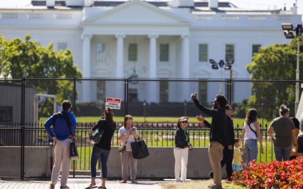 ЗМІ: Україна має погодитися на “мирний план” США до Дня подяки