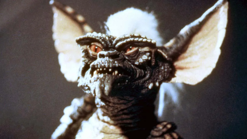 Warner Bros. potwierdziło premierę filmu „Gremlins 3” w listopadzie 2027 roku. Steven Spielberg i Chris Columbus ponownie współpracują.