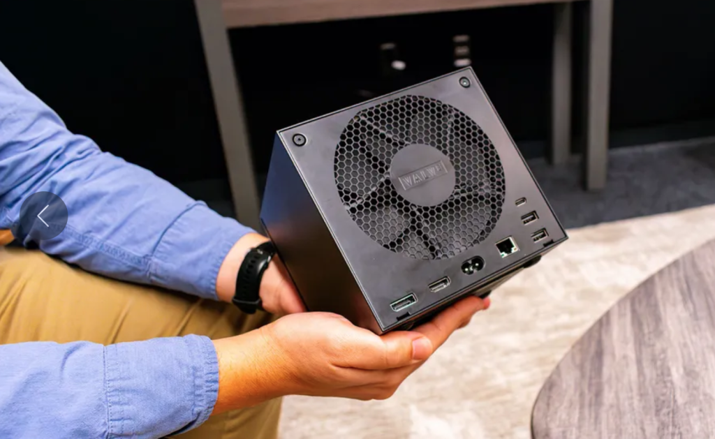 Valve prezentuje nową Steam Machine: kompaktowy design, odświeżony hardware, wysoka wydajność w 4K i obsługa SteamOS.