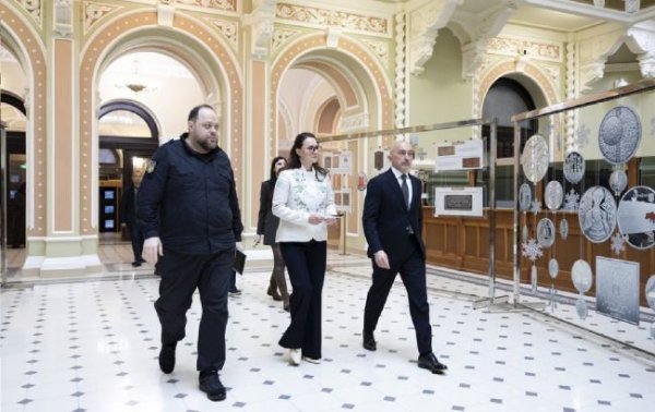 Теперь с Крымом и Донбассом. В Украине появятся “монеты единства”: какой номинал