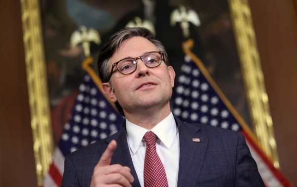 Сенат США принял законопроект о нацобороне, включая 800 млн долларов для Украины