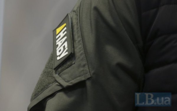 НАБУ проводить обшуки у Державній податковій службі
