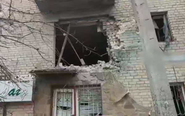 Росіяни повторно вдарили по житлових кварталах центру Херсона