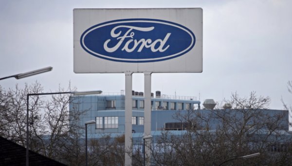 Ford об’єднається з Renault для виробництва бюджетних електромобілів у Європі