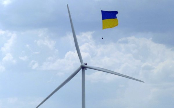 Нідерланди постачають Україні відремонтовані вітрові турбіни для підтримки енергетики
