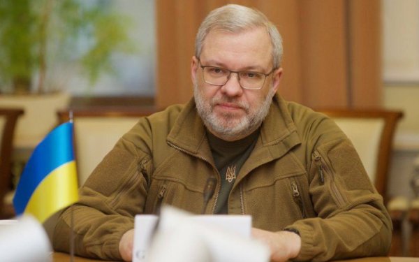 “Схеми”: Галущенко “забув” у декларації про навчання сина за 200 тисяч доларів на рік