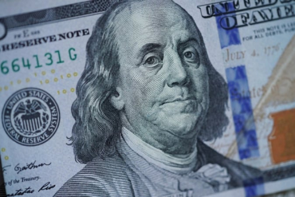 Доллар США остается главной резервной валютой центробанков с объемом $6,6 трлн