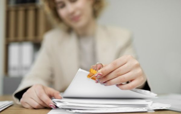 Повышение зарплат учителям и соцработникам: АГУ призывает внести изменения в бюджет-2026