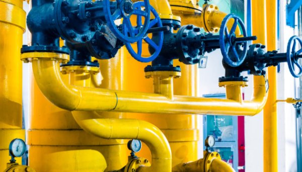 ЄС не купуватиме газ і нафту з Росії навіть після настання миру – єврокомісар