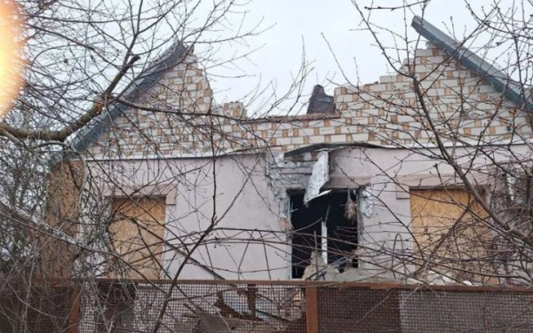 Головне за понеділок, 8 грудня: атака на Суми, понад 130 боєзіткнень, перемовини щодо миру