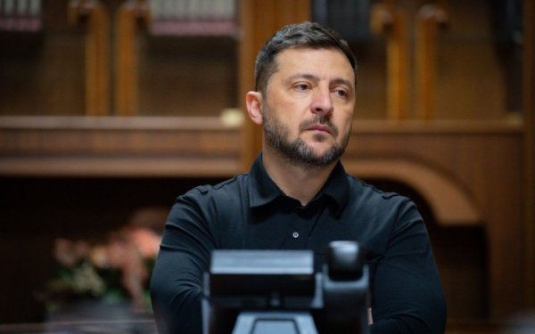 Зеленський: присутність міжнародних військ – це впевненість для цивільних, захисників та інвесторів