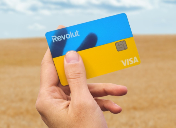 Клиенты Revolut в Украине получили уведомления о принудительном закрытии счетов: что известно