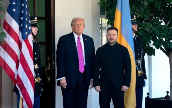 Зеленский уже в Майами. После встречи с Трампом будет разговор с лидерами ЕС
