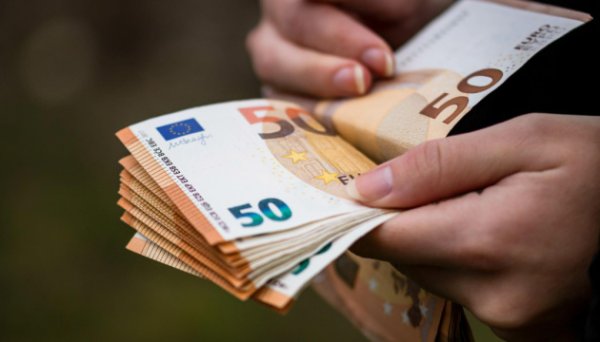Болгарія з 1 січня переходить на євро