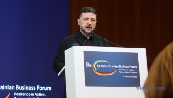 Зеленський – у Берліні: Під час війни Україна не тільки звертається по допомогу, але й пропонує спільне виробництво зброї