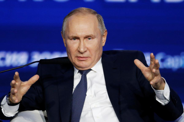 Економіка РФ стагнує, але Путін зможе воювати ще принаймні 3-5 років, - CNN