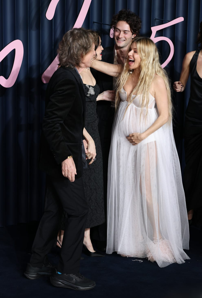 Sienna Miller i Ellie Goulding - dwie gwiazdy, które ogłosiły ciążę na jednej imprezie
