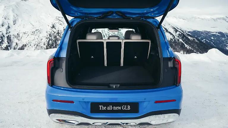 Mercedes GLB запас ходу до 631 км повний огляд моделі 2025 