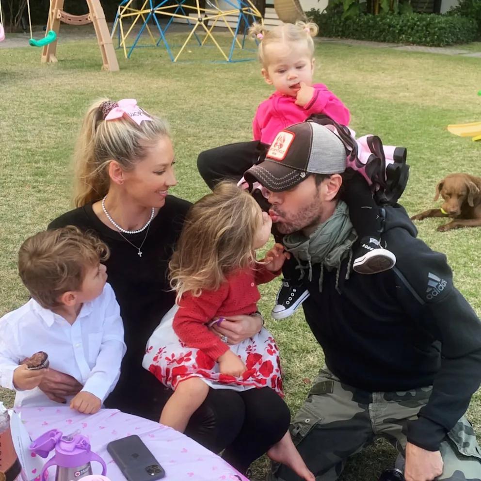 Anna Kurnikowa i Enrique Iglesias zostali rodzicami po raz czwarty