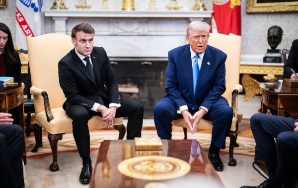 Попытка подчинить Европу: Макрон назвал неприемлемыми тарифы Трампа