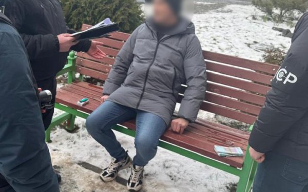 Поліцейські затримали військовослужбовця за підозрою у вимаганні хабарів
