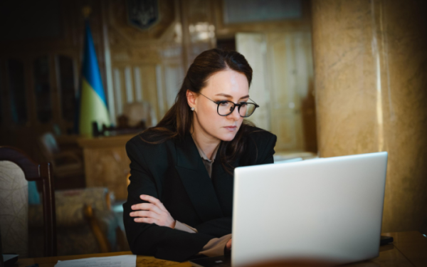 Глава уряду повідомила, де послаблять комендантську годину