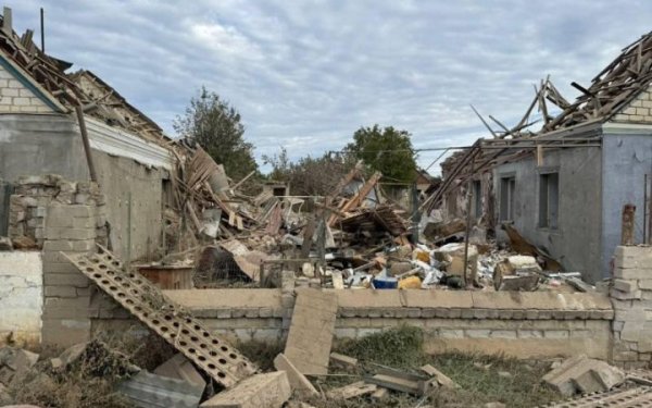 Троє людей загинули на Херсонщині через РФ. Ворог понівечив церкву та будинки